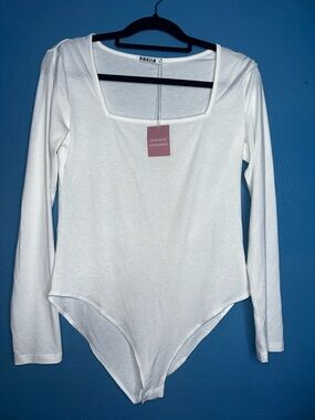 White Long-Sleeve Square Neck Bodysuit